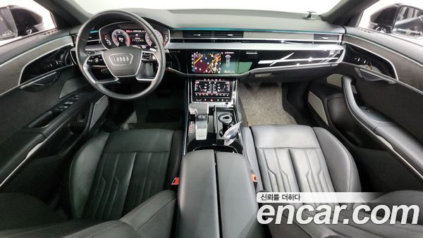 Audi A8 2023, фото 10