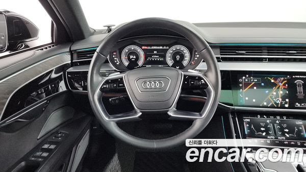 Audi A8 2023, фото 19