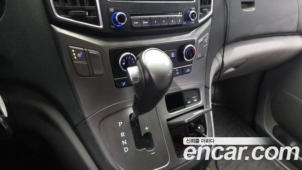 Hyundai Grand Starex 2021, фото 12