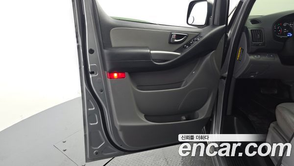 Hyundai Grand Starex 2021, фото 14