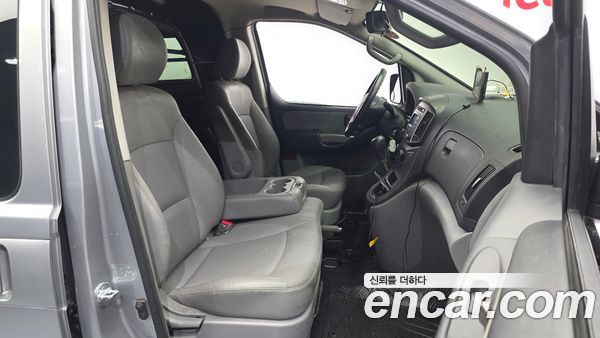 Hyundai Grand Starex 2021, фото 16