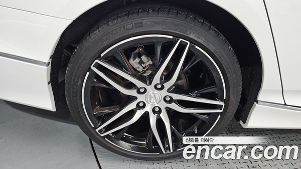 Honda Accord 2022, фото 4