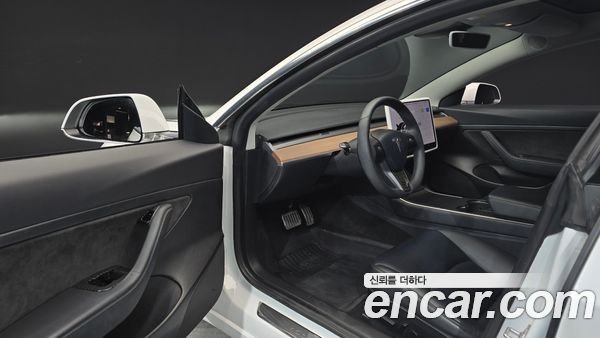 Tesla Model 3 2020, фото 13