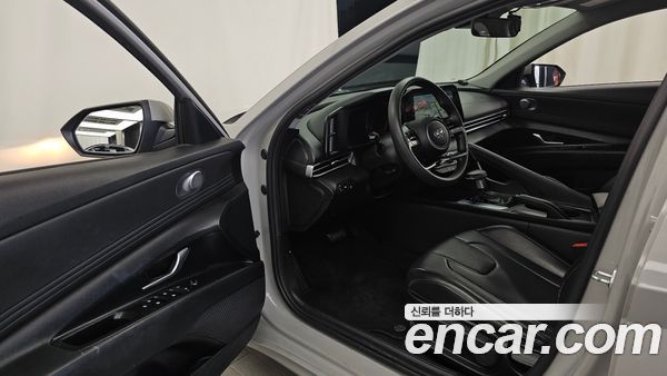 Hyundai Elantra 2021, фото 10