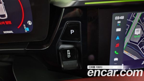 Porsche Macan 2025, фото 12