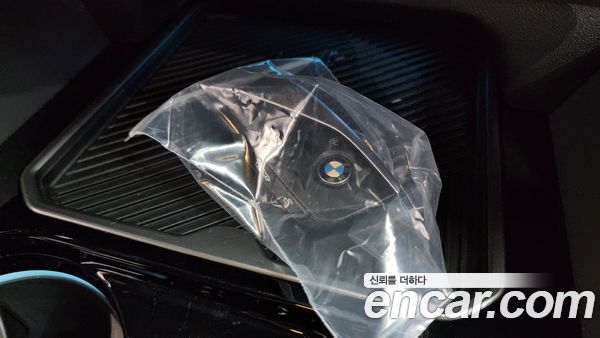 BMW 5 Series 2025, фото 29
