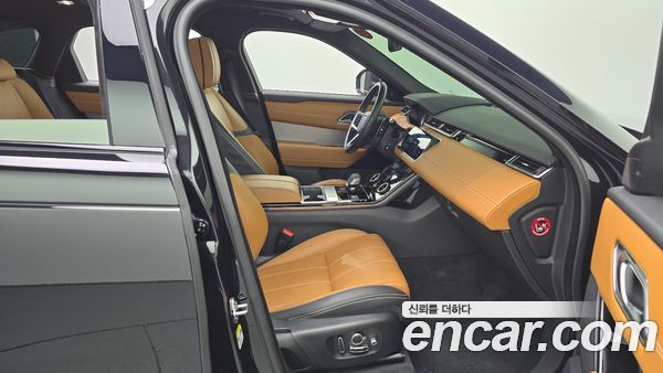 Land Rover Range Rover Velar 2023, фото 16