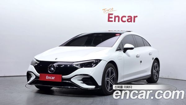Mercedes-Benz EQE 2024