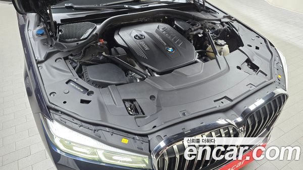 BMW 7 Series 2020, фото 5