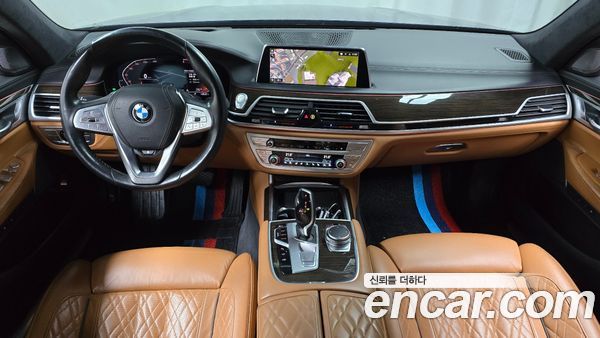 BMW 7 Series 2020, фото 9