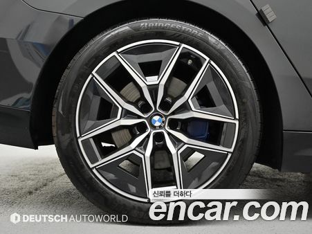 BMW 5 Series 2026, фото 5