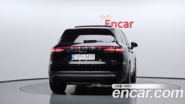 Porsche Cayenne 2023, фото 4