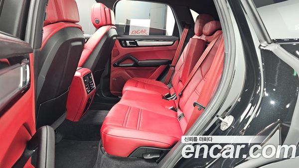 Porsche Cayenne 2023, фото 18