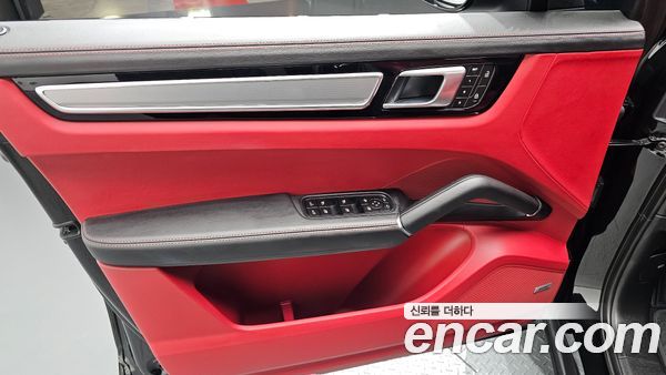 Porsche Cayenne 2023, фото 14