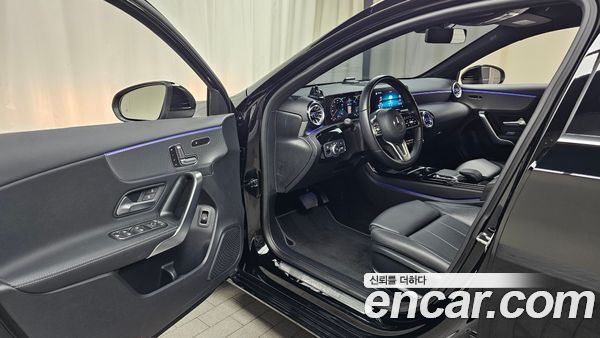 Mercedes-Benz A-Class 2021, фото 13