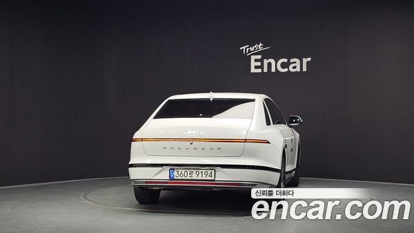 Hyundai Grandeur 2023, фото 4