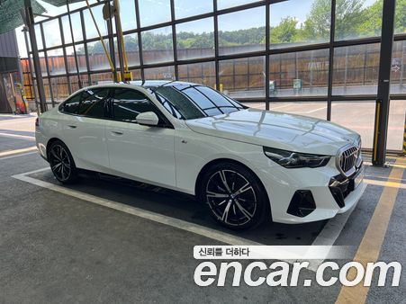 BMW 5 Series 2024