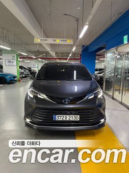 Toyota Sienna 2025, фото 3