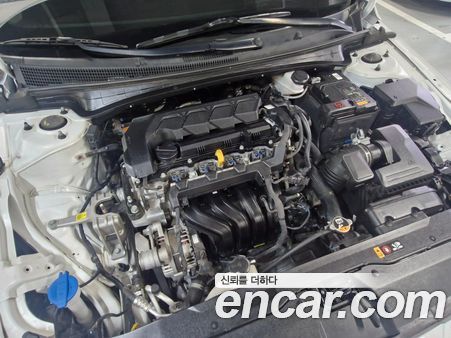 Hyundai Elantra 2024, фото 6