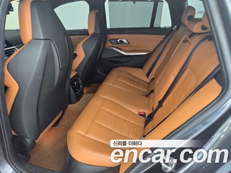 BMW 3 Series 2022, фото 10