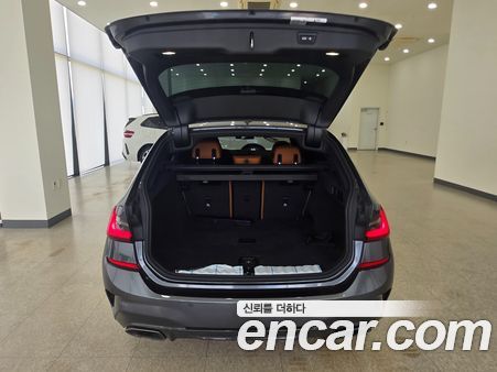 BMW 3 Series 2022, фото 13
