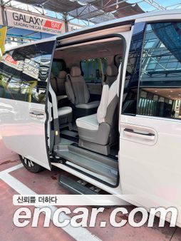 Hyundai Staria 2025, фото 10