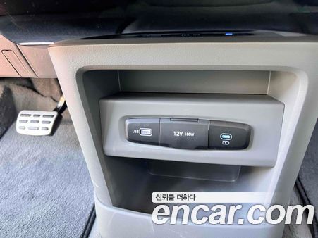 Hyundai Staria 2025, фото 13