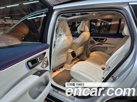 Mercedes-Benz EQS 2023, фото 17