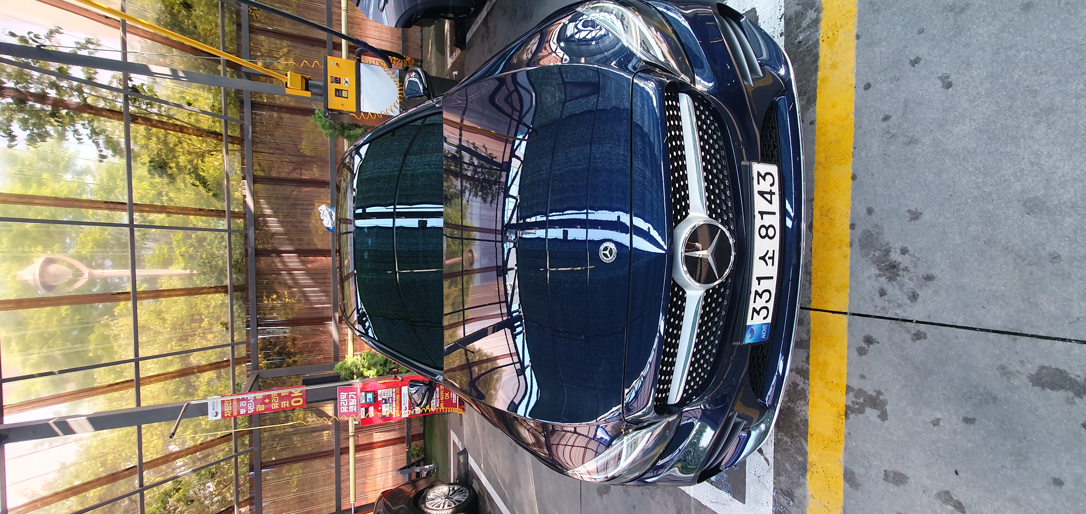 Mercedes-Benz C-Class 2021