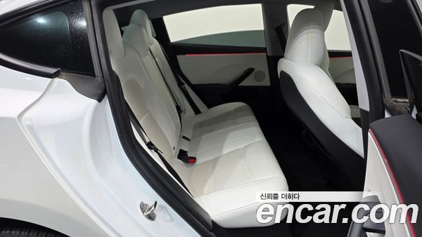 Tesla Model 3 2024, фото 18