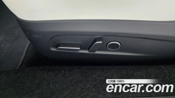 Tesla Model 3 2024, фото 31