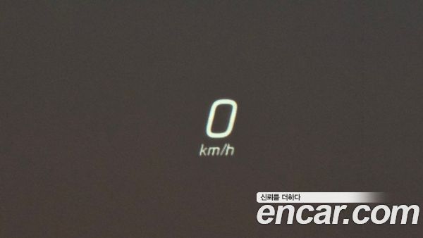 Mercedes-Benz EQE 2023, фото 22