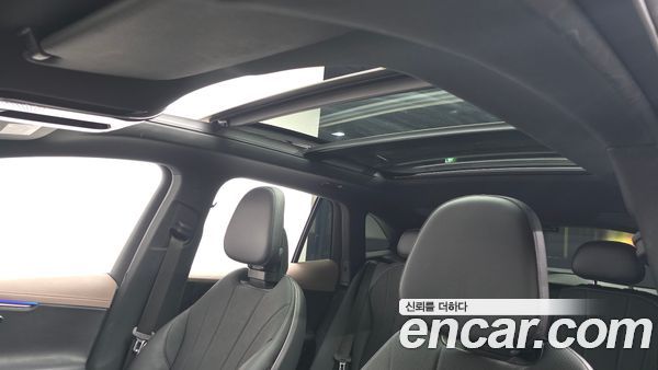 Mercedes-Benz EQE 2023, фото 24