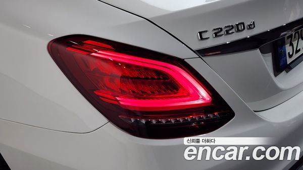 Mercedes-Benz C-Class 2021, фото 9