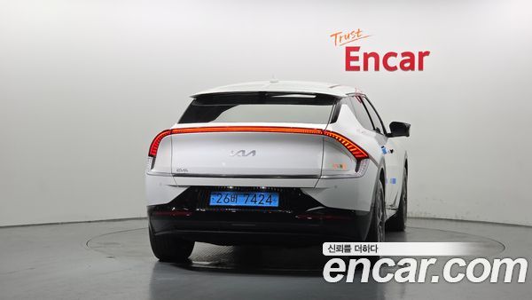 Kia EV6 2024, фото 4