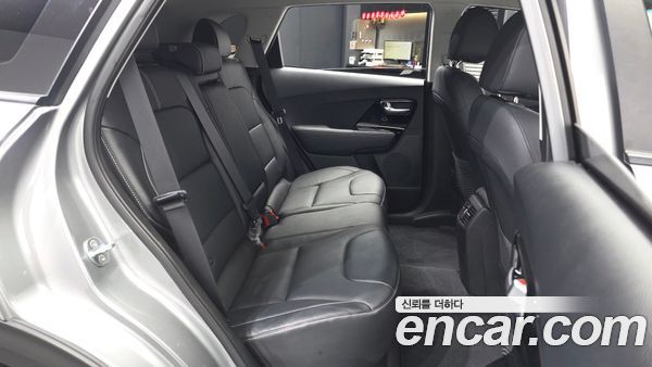 Kia Niro 2022, фото 16
