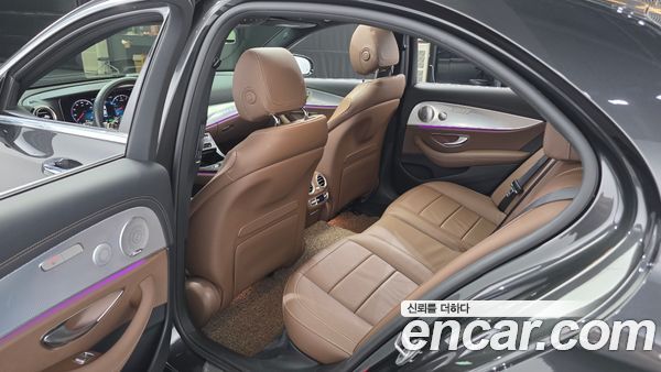 Mercedes-Benz E-Class 2021, фото 16