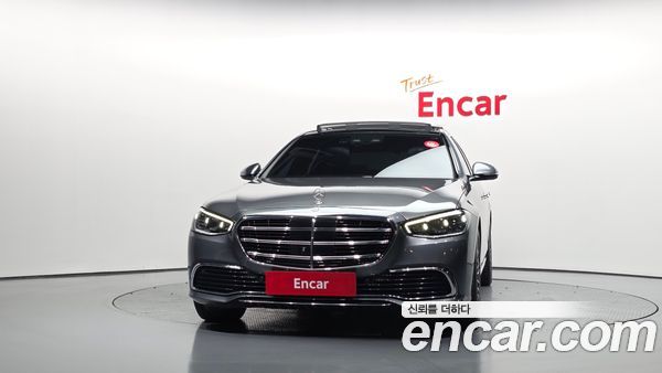 Mercedes-Benz S-Class 2022, фото 3