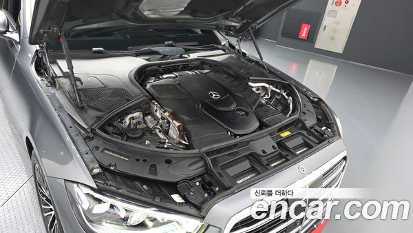 Mercedes-Benz S-Class 2022, фото 6