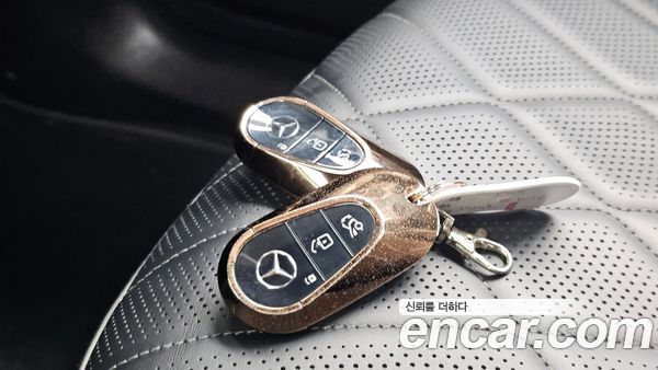 Mercedes-Benz EQS 2023, фото 22