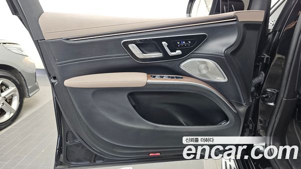 Mercedes-Benz EQS 2023, фото 14