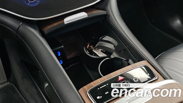 Mercedes-Benz EQS 2023, фото 30