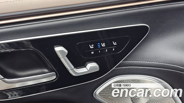 Mercedes-Benz EQS 2023, фото 39
