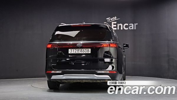 Kia Carnival 2021, фото 4
