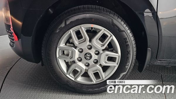 Hyundai Staria 2025, фото 5