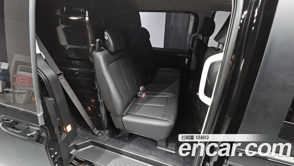 Hyundai Staria 2025, фото 11