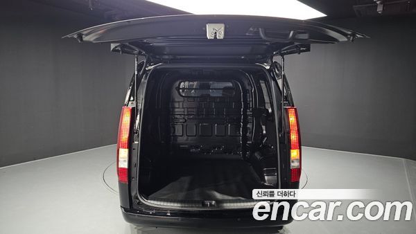 Hyundai Staria 2025, фото 20