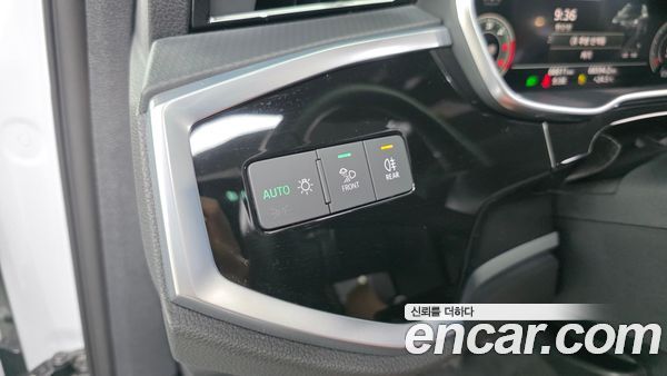 Audi Q3 2023, фото 20