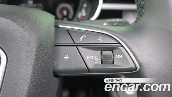 Audi Q3 2023, фото 16