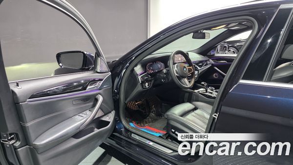 BMW 5 Series 2020, фото 10